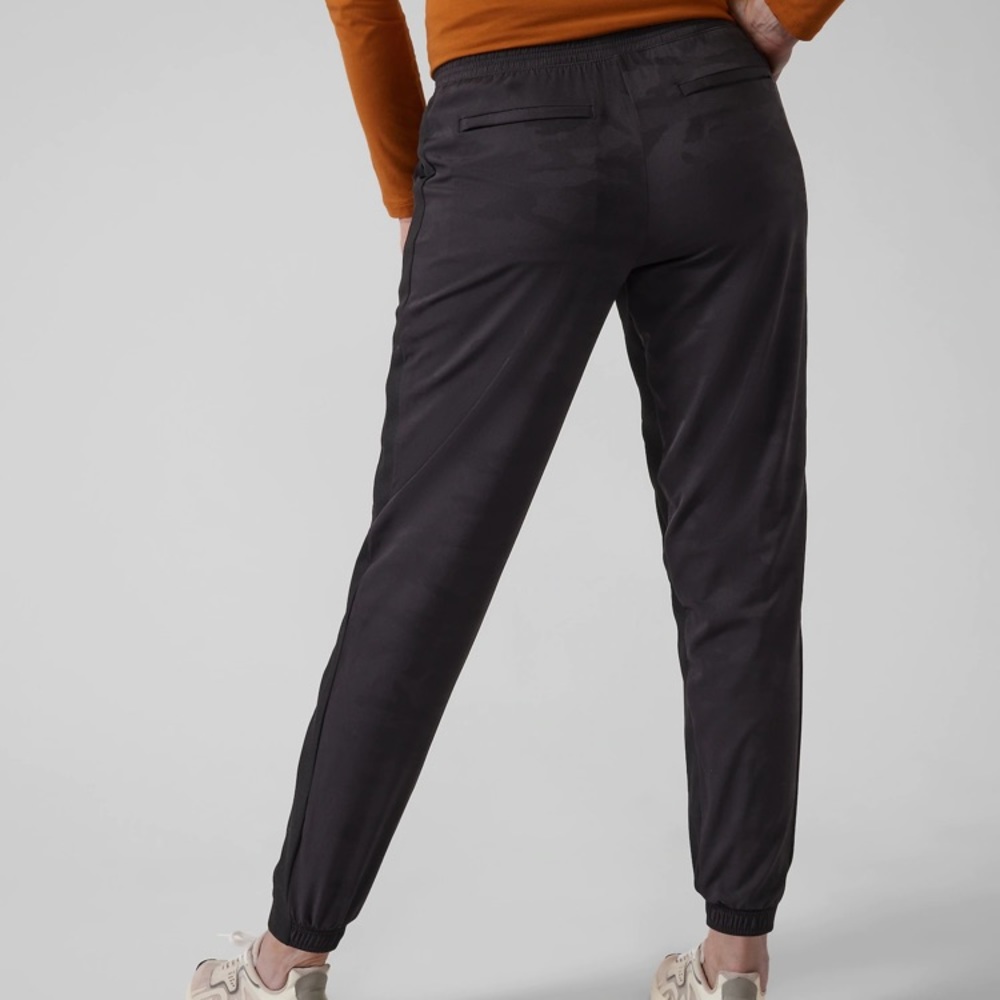 Solid Black Brooklyn Lined Jogger - image 4